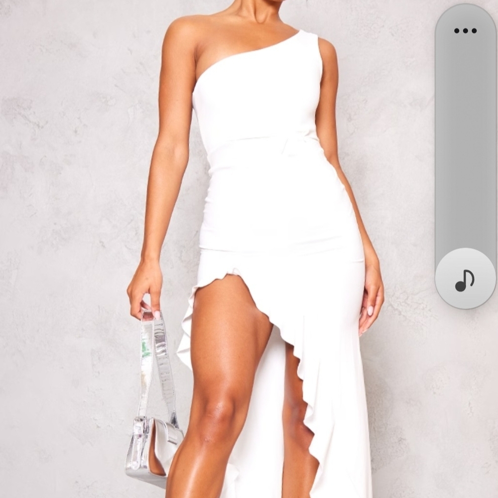 PrettyLittleThing White One-Shoulder Dress